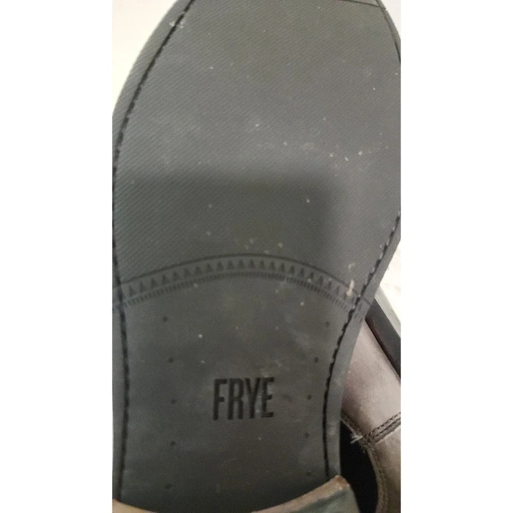 Frye Chelsea A9 Boot Gray little distress‎ 11.5